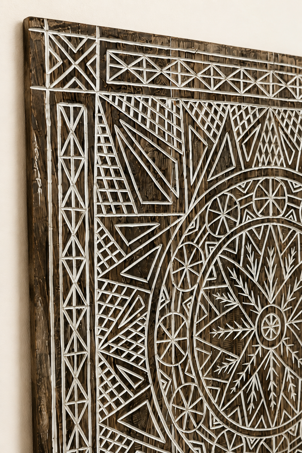 The Sagara Wall Panel – Handgesneden Wanddecoratie 100 x 100 cm
