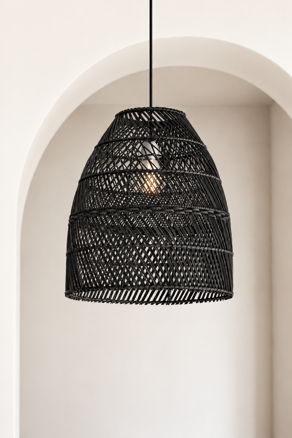 Rotan lamp The Gubuk - Zwart