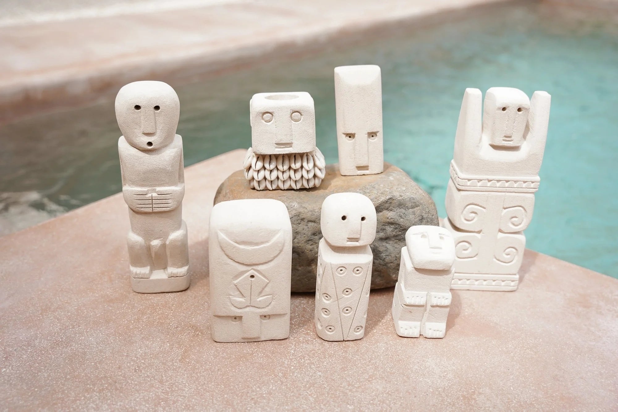 Beeldje van Steen - The Classic Stone Men – No. 1
