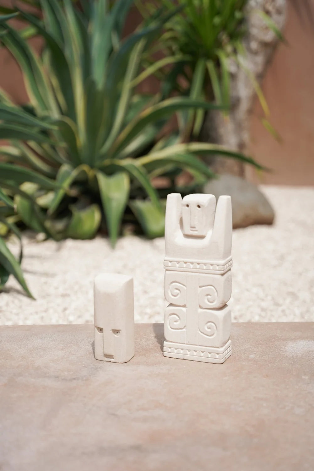 Beeldje van Steen - The Classic Stone Men – No. 2