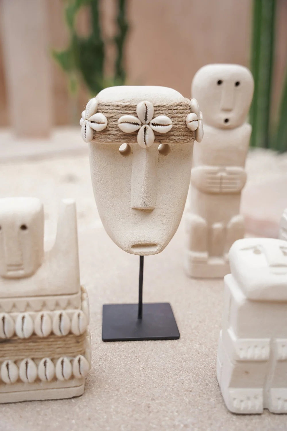 Beeldje van Steen - The Classic Stone Men – No. 5