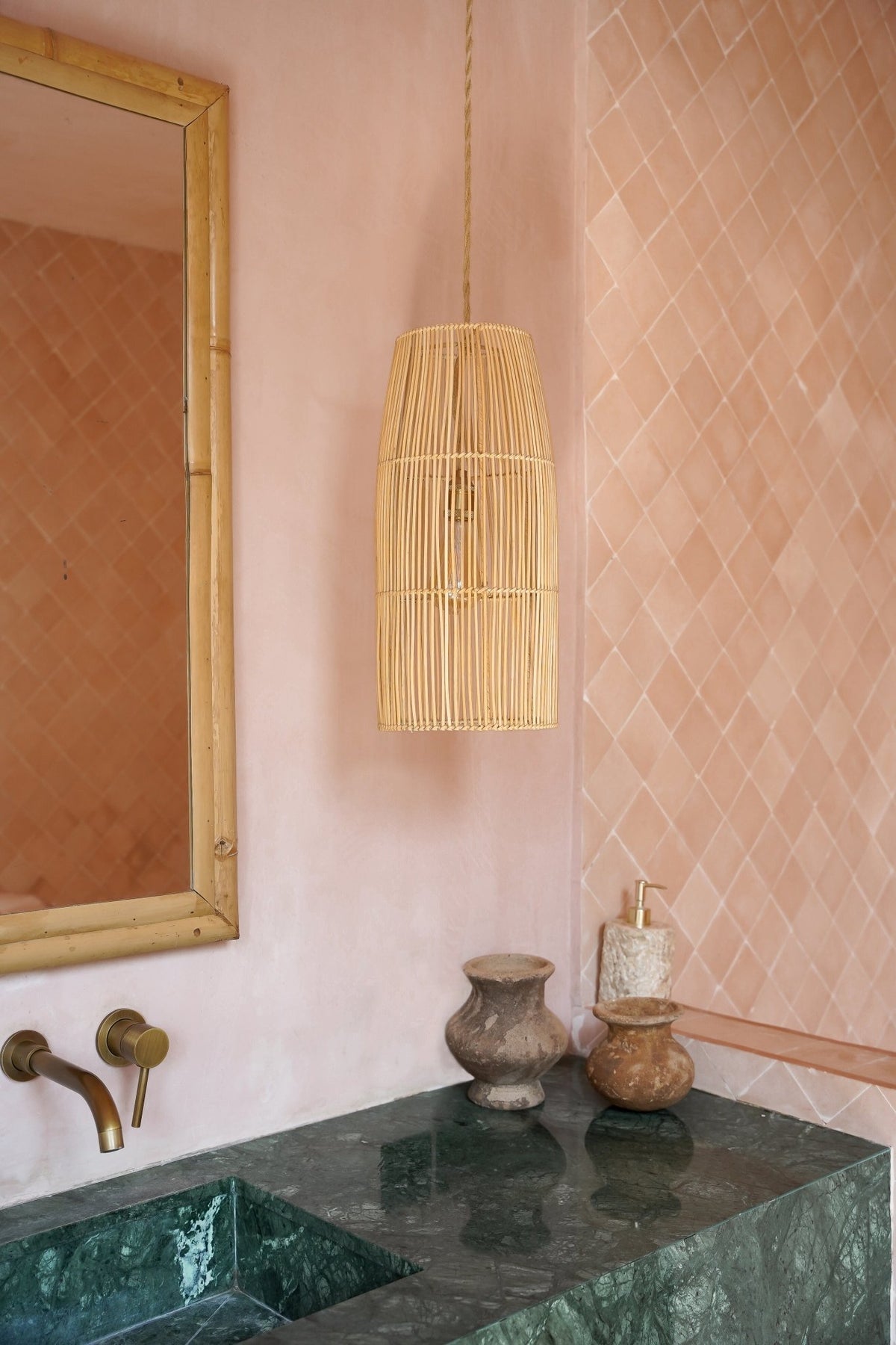 Rotan lamp - The Pondok
