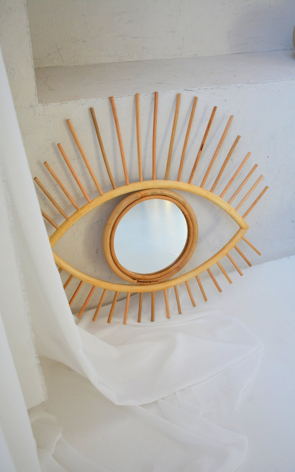 The Rattan Eye Mirror - Hippie Monkey - Hippie Monkey - Wholesale B2B Dropshipping