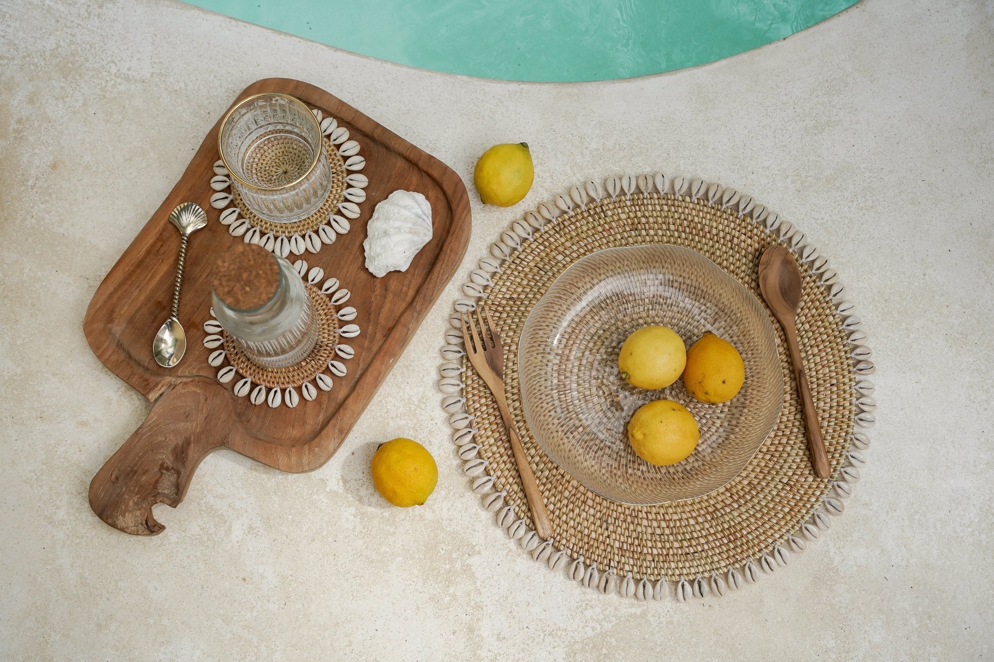 The Rattan Shell Placemat - Natural - Hippie Monkey - Hippie Monkey - Wholesale B2B Dropshipping